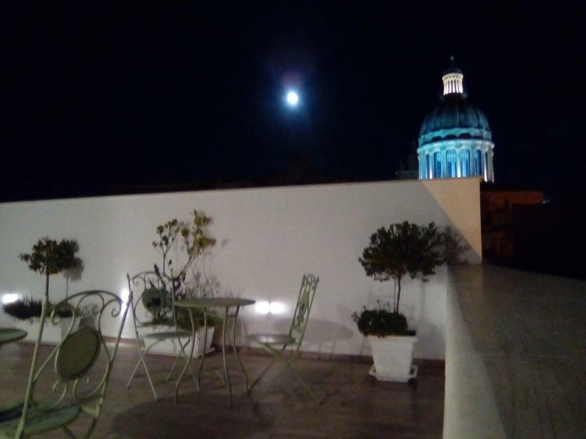 Bframe Cornice Barocca Ragusa Exterior foto