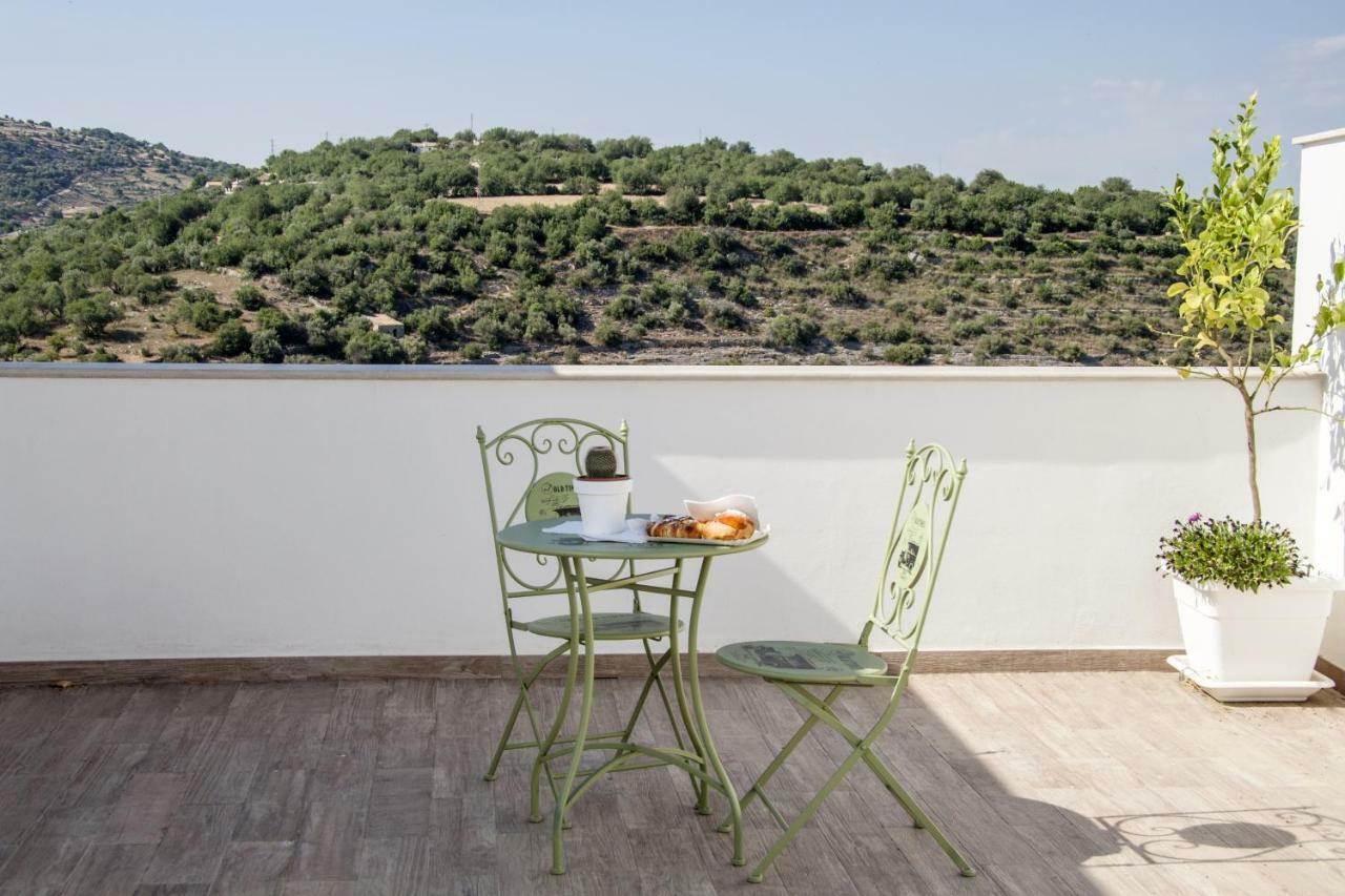 Bframe Cornice Barocca Ragusa Exterior foto