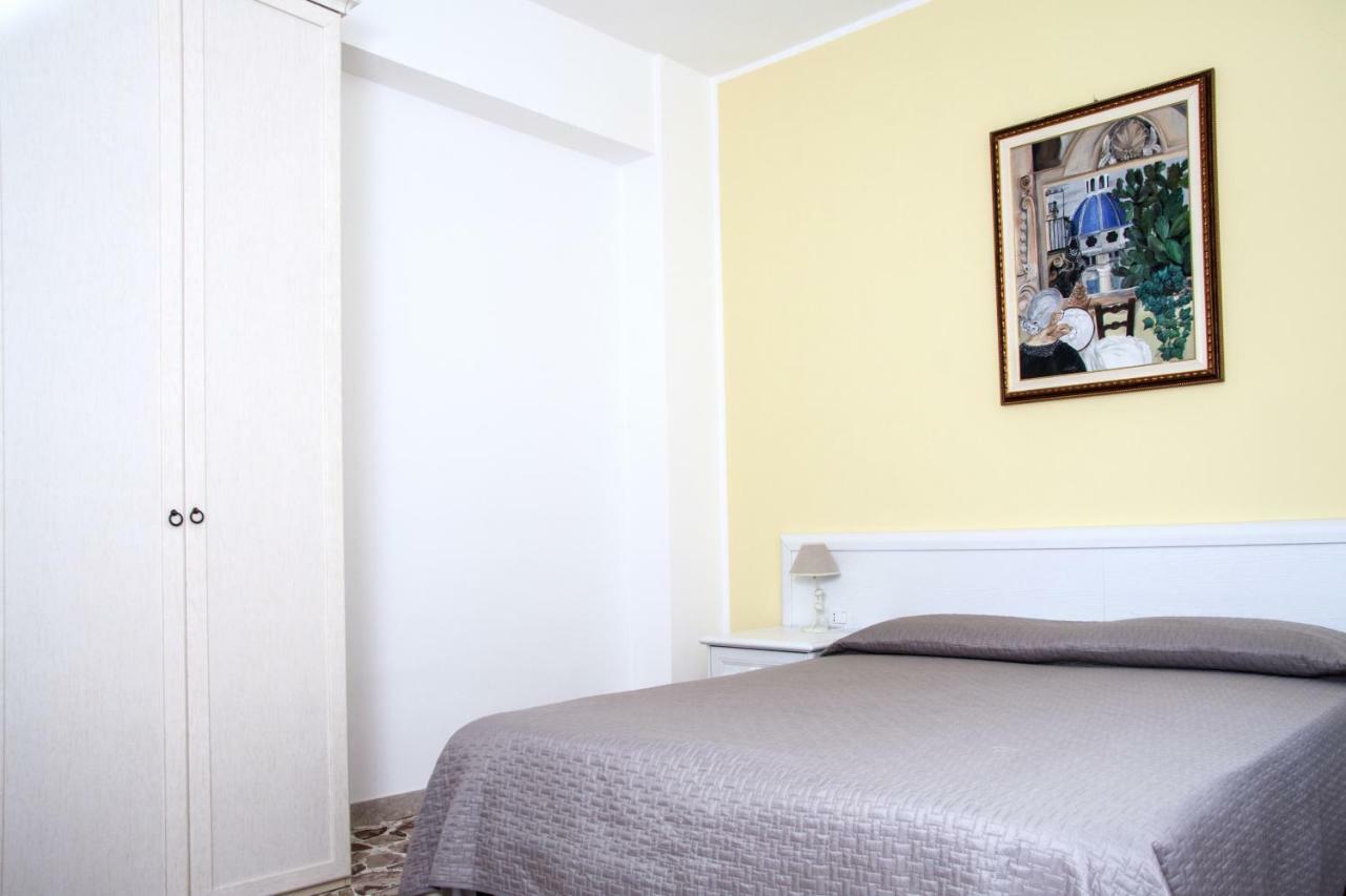 Bframe Cornice Barocca Ragusa Exterior foto